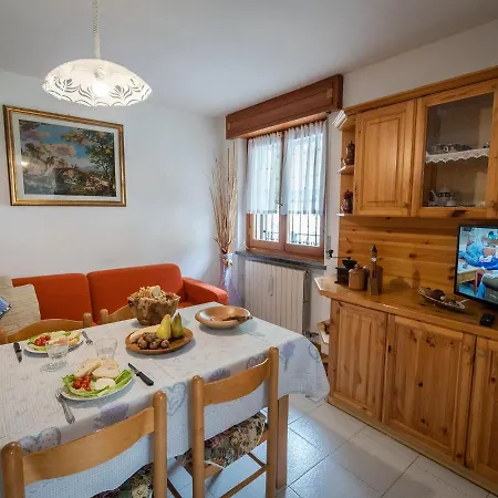 Gioia Del - Relaxing Corner Between Nature And